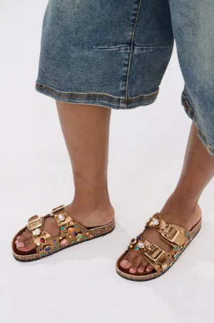 AKIRA BAYLEAVES GOLD NEW SLIP ON FLAT SANDAL