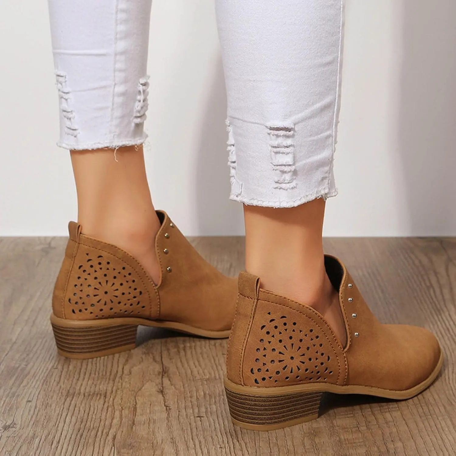 AMDBEL Winter Boots for Women 2024 Ankle Booties Low Heel Chelsea Boots Side Zipper Pointd Toe Fall Winter Short Boots Shoes