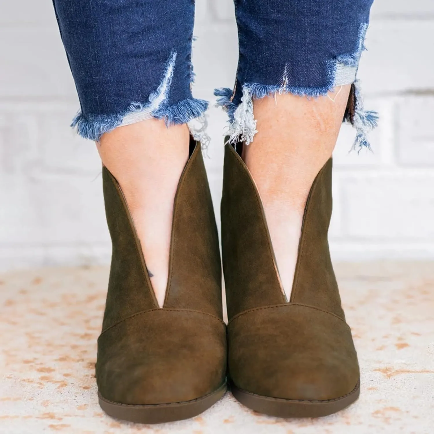 Ankle Boots for Women Low Heel V Cut Ankle Booties Stacked Chunky Heel Dressy Boots Faux Leather Western Booties