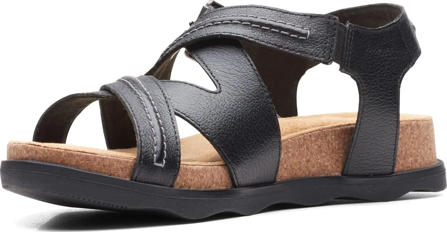 Clarks Women's Brynn Ave Flat Sandal