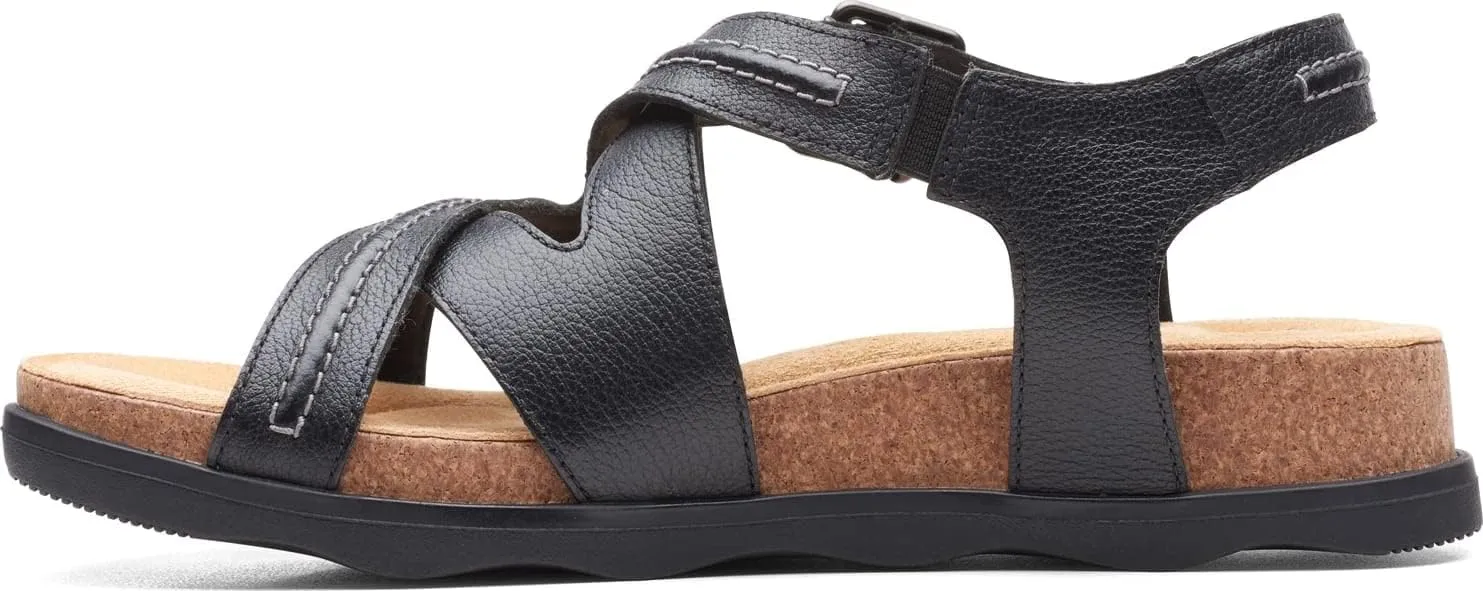 Clarks Women's Brynn Ave Flat Sandal