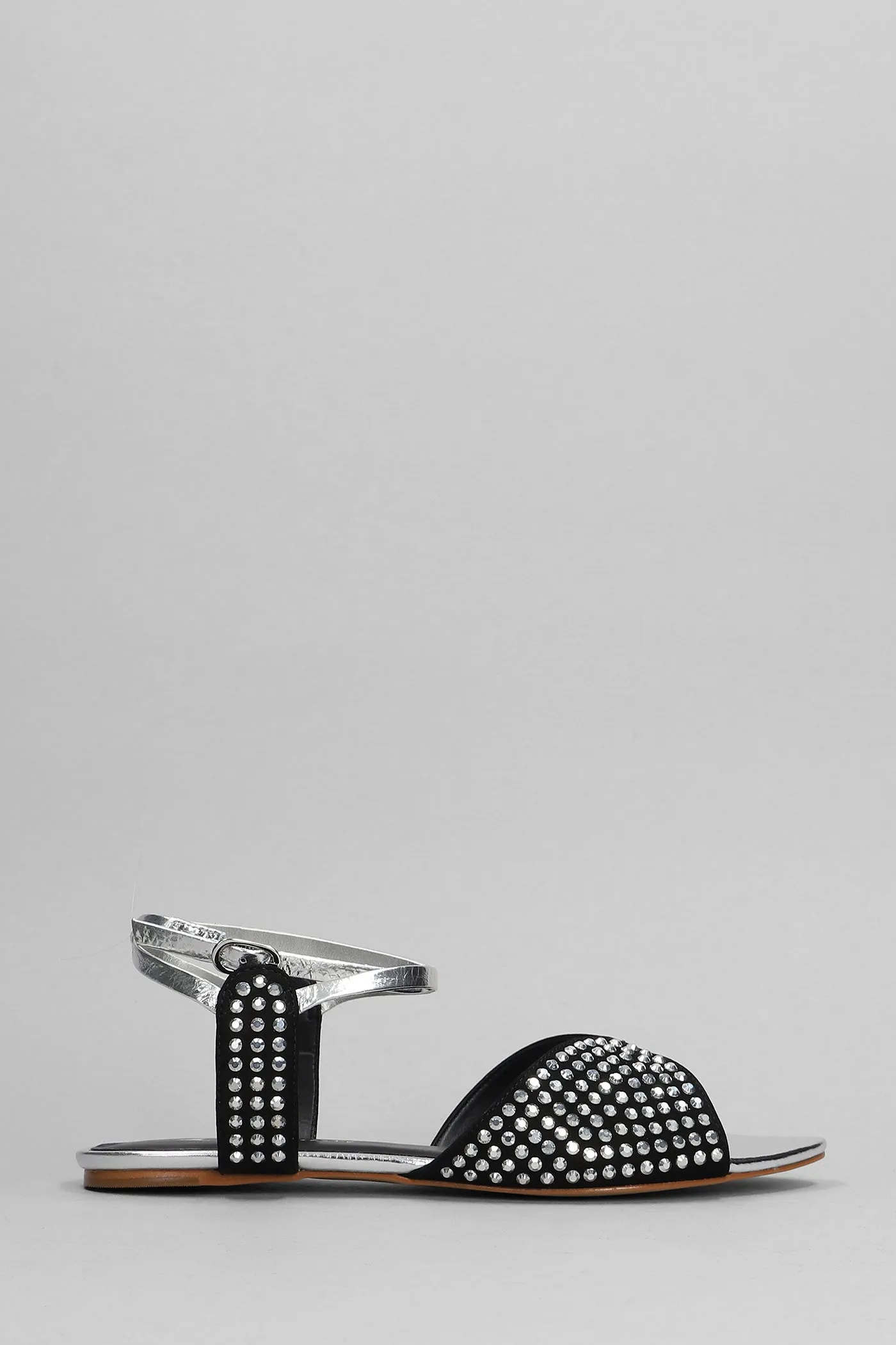 Flats in silver nubuck