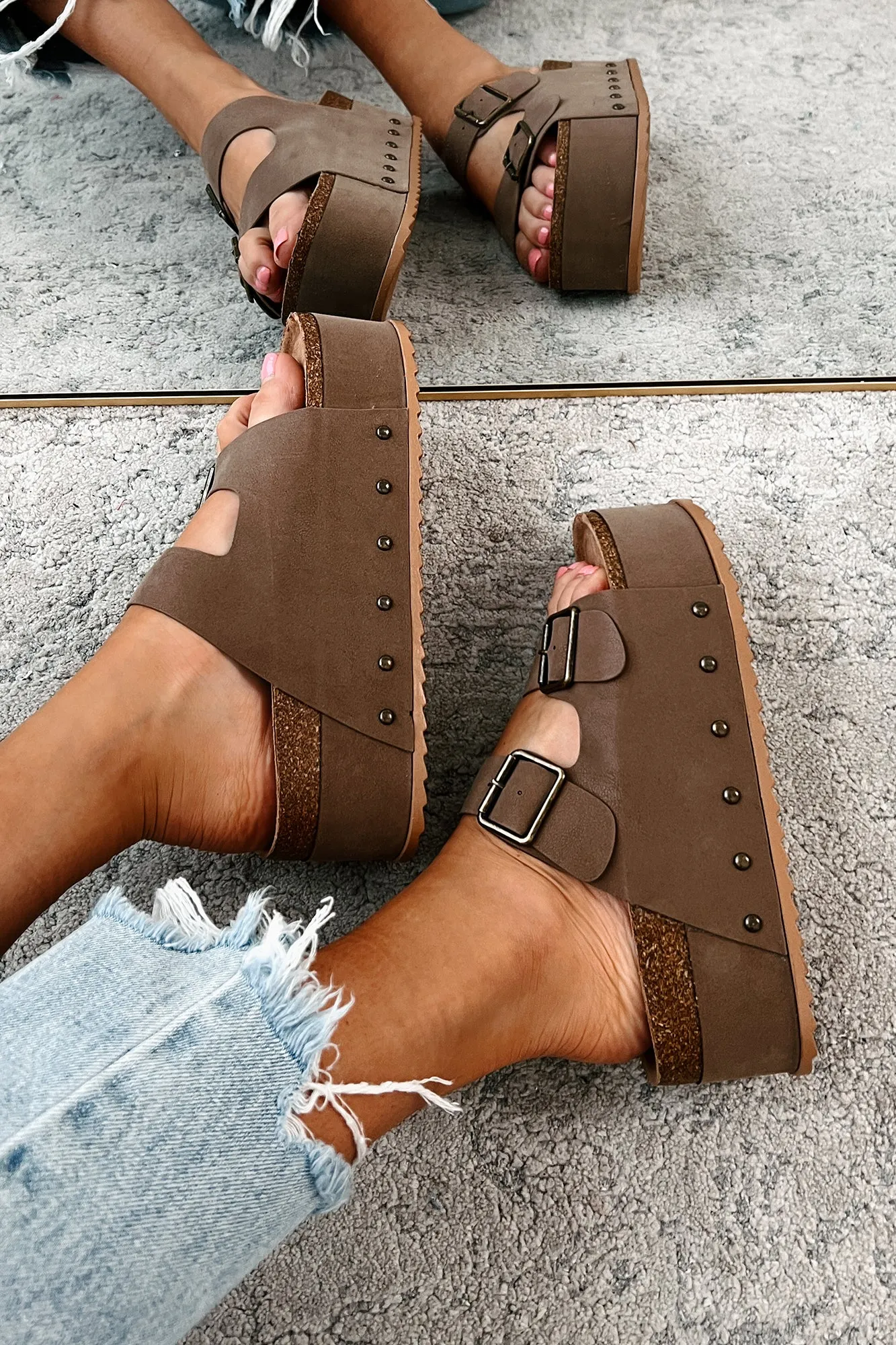 Free Spirited Soul Platform Sandals (Tan Nubuck)