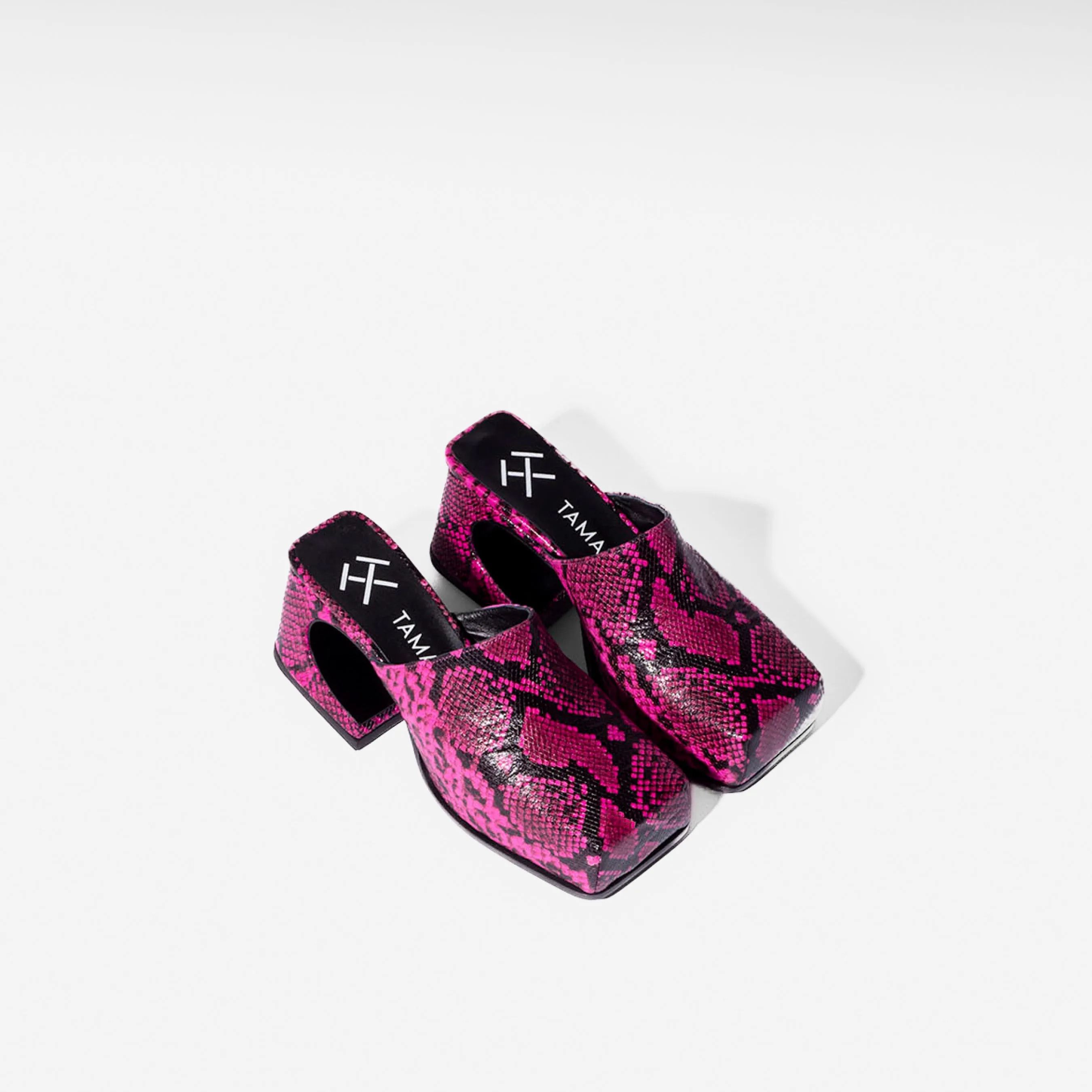 Fuchsia Snake Sassy Mule