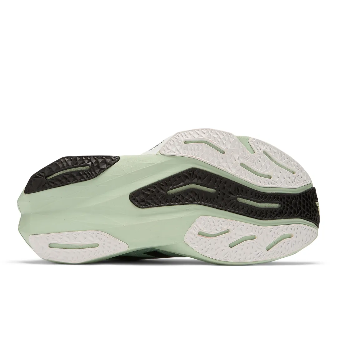 New Balance Womens FuelCell Rebel v4
