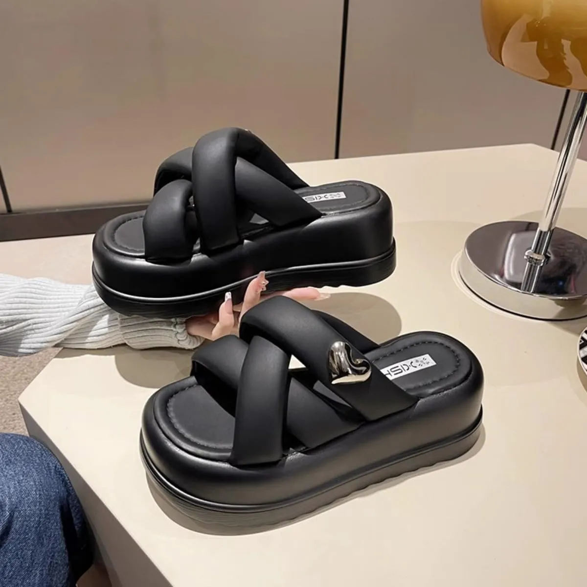 Platform Slippers Heart Shape Non-slip Height Up Super Fashion Girls Women Sandal Beach Outdoor Sandals