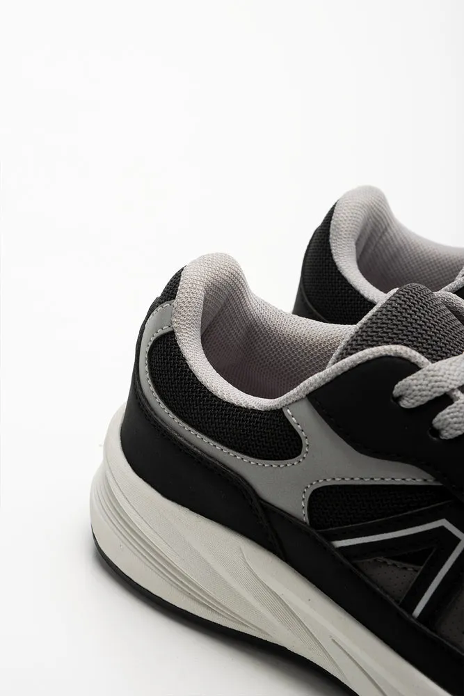Retro Trainer Black