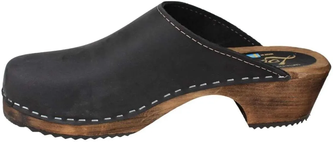 Swedish Classic Clog Mule for Women | Low Heel Slip-on Wooden Clogs Handmade in Sweden | Supportive Brown Alder Wood Base and Oiled Nubuck Leather | Black