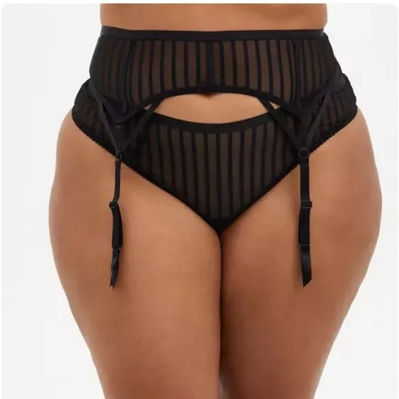 Torrid Striped Mesh Underwire Longline Bra 3X &amp; Garter Belt 3/4X