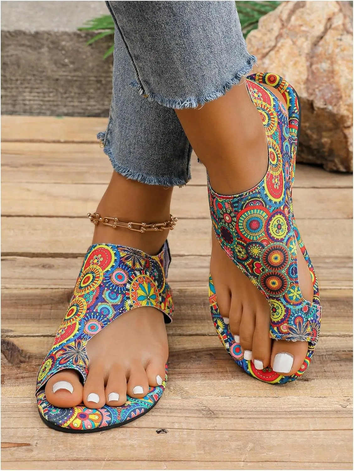 Women's Boho Tribal Print Flip Flops Open Toe Ankle Strap Beach Vacation Flat Sandals